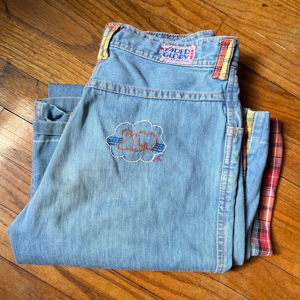Vintage Faded Glory Embroidered Bells